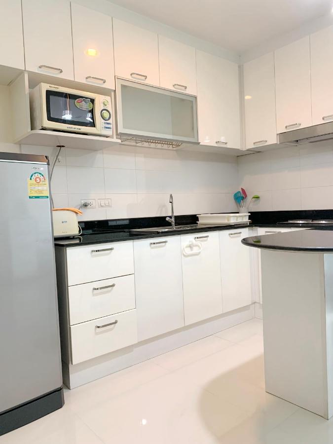 Charming Resident At Ekkamai From Studio Unit Up To 2 Bedroom Apartment Bangkok Exterior foto